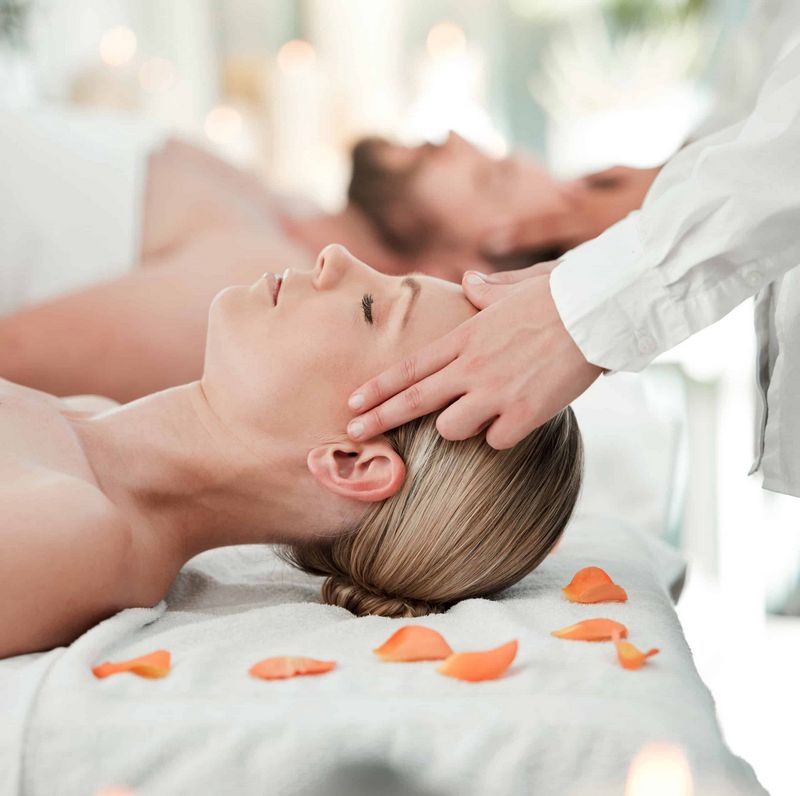 What to Anticipate Throughout a Couples Massage Session What to Anticipate Throughout a Couples Massage Session